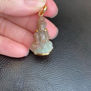 14k Gold Red Jade Kwan Yin Buddha Pendant Female
